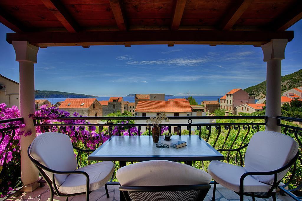 Villa Kamenica Komiža Zimmer foto